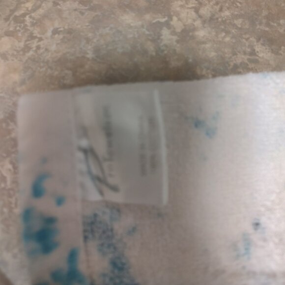 "PROTOWELSETC" BUD LIGHT BEACH TOWEL - Picture 4 of 4